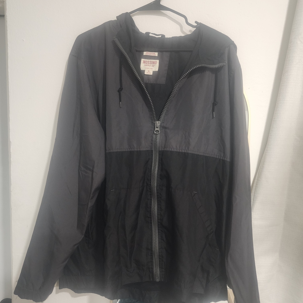Mossimo Supply Co. Men's Gray and Black Windbreaker
